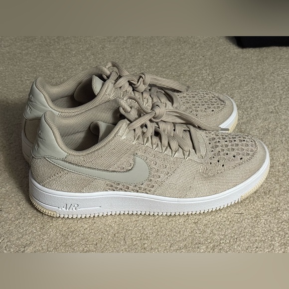 Nike Air Force 1 Flyknit Men’s Size 9.5 excellent condition! - Picture 2 of 10
